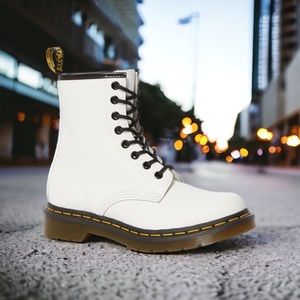 Dr Martens Womens 1460 White Smooth Leather Lace Up Boots Size 5 US Brand New